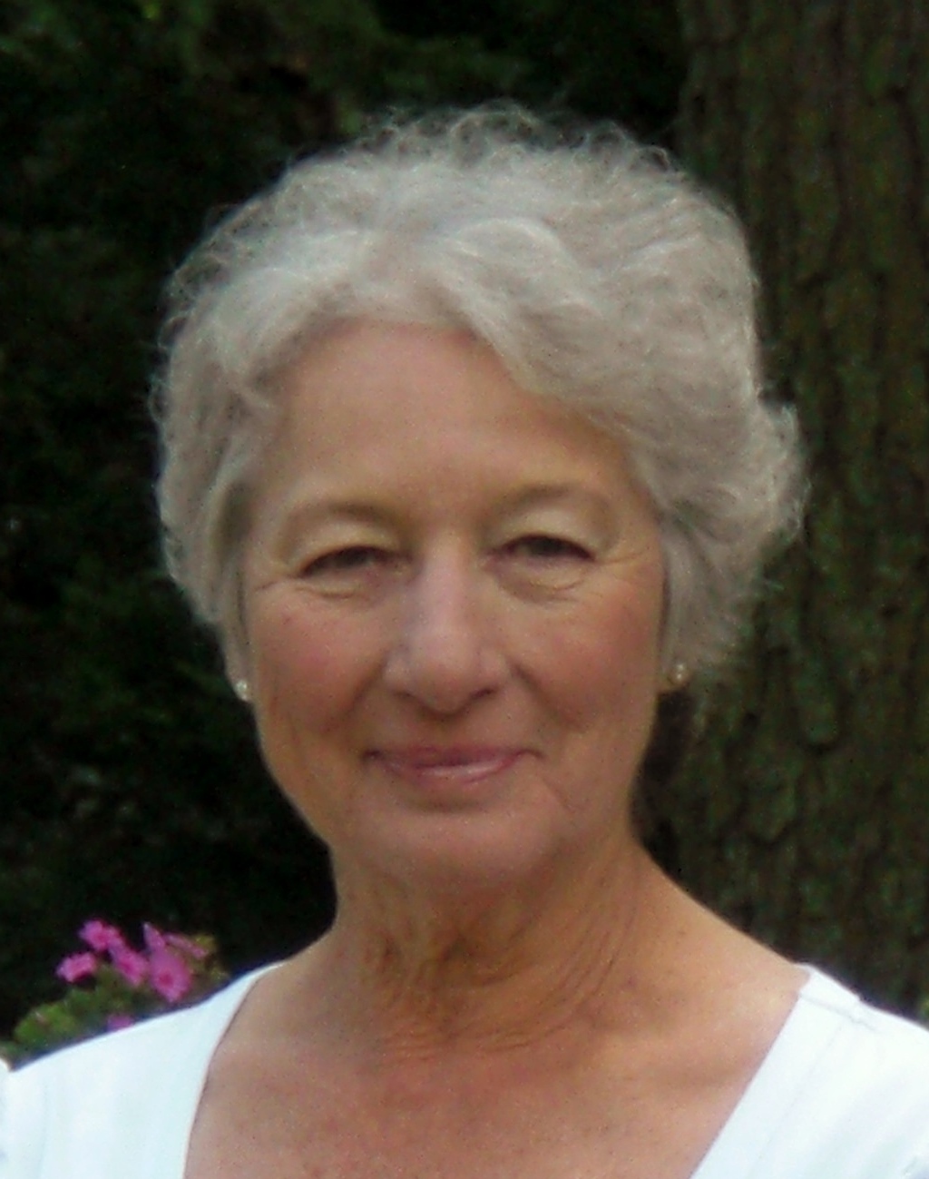 Barbara Lockhart  